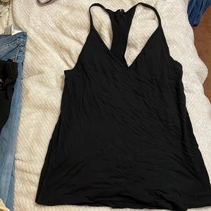 Lululemon black tank. Size 6